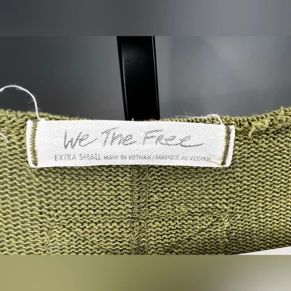 Free People Come And Get It Top in Green - Picture 5 of 7